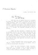 Carta do Presidente da República, Mário Soares, dirigida a Itamar Franco, Presidente da República Federativa do Brasil, lamentando o adiamento da I Cimeira de Chefes de Estado e do Governo de Países de Língua Portuguesa e afirmando o seu propósito de "poder realizar a Cimeira antes do final do seu [de Itamar Franco] mandato", provavelmente no mês de setembro ou outubro.