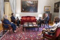 O Presidente da República Marcelo Rebelo de Sousa recebe, em audiência no Palácio de Belém, o novo Bastonário da Ordem dos Médicos Dentistas, Miguel Pavão. Está também presente a vice-presidente do conselho diretivo da Ordem dos Médicos Dentistas, Teresa Canadas, a 13 de agosto de 2020