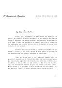 Carta assinada pelo Presidente da República, Mário Soares, dirigida à Presidente da República da Irlanda, Mary Robinson, manifestando a sua satisfação e disponibilidade para a receber e à sua família em Portugal.