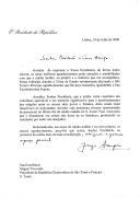 Carta do Presidente da República, Jorge Sampaio, dirigida ao Presidente da República Democrática de São Tomé e Príncipe, Miguel Trovoada, agradecendo as "amabilidades e atenções" com que o Presidente português, esposa e comitiva foram rodeados durante a visita de Estado aquele país.