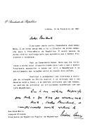Carta do Presidente da República, Mário Soares, dirigida ao Presidente da República Popular de Moçambique, Joaquim Chissano, apresentando o portador da mesma, o seu "velho amigo" Comandante José Gomes Mota, agradecendo que o presidente moçambicano o recebesse e manifestando "total disponibilidade" no que possa ser útil a Moçambique e ao estreitamento das relações entre os dois países