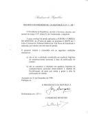 Decreto que reduz, por indulto, em três anos, a pena residual de prisão aplicada a Aurora Correia de Resende, de 29 anos de idade, no Processo n.º 209/93 do 1.º Juízo Criminal do Tribunal Judicial de Vila Nova de Famalicão [retif. : n.º 439/93 da 3.ª Secção do 1.º Juízo do Tribunal Criminal do Porto] .