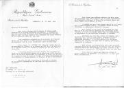 Carta do Presidente da República do Gabão, El Hadj Omar Bongo, endereçada ao Presidente da República Portuguesa, General Ramalho Eanes, por ocasião de visita a Lisboa do seu Ministro Conselheiro Pessoal, em missão oficial, manifestando a sua vontade de que a assinatura de um acordo aéreo, prevista para 31 de agost, seja "o prelúdio do desenvolvimento real" da cooperação e das relações bilaterais entre os dois países.