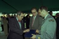 Condecoração de realizador de cinema, Peter Bogdanovich com o grau de Comendador da Ordem Militar de Sant’Iago da Espada, a 14 de maio de 1999