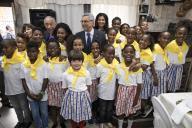 No âmbito da Visita de Estado do Presidente da República de Cabo Verde, o Presidente da República, Marcelo Rebelo de Sousa, acompanha Jorge Carlos Fonseca numa visita ao Bairro da Cova da Moura na Amadora, a 24 de novembro de 2017