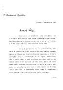 Carta do Presidente da República, Mário Soares, dirigida ao Presidente do Governo espanhol, Felipe Gonzalez, relativa à diligência do Primeiro Ministro de Cabo Verde, Pedro Pires, no sentido do PAICV poder aderir à Internacional Socialista, advogando que este pedido tenha uma resposta favorável, podendo-se atribuir, no entretanto, aquele partido o estatuto de observador.