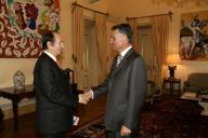 Audiência pelo Presidente da República, Aníbal Cavaco Silva concedida o empresário Stanley Ho, a 19 de abril de 2006