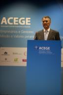 O Presidente da República, Aníbal Cavaco Silva, está presente na Sessão de Abertura do 4º Congresso Nacional da Associação Cristã de Empresários e Gestores, proferindo uma intervenção. na Universidade Católica Portuguesa, a 17 de abril de 2009