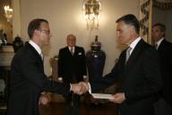 O Presidente da República, Aníbal Cavaco Silva, recebe cartas credenciais de novos embaixadores em Portugal, a 28 de maio de 2007