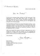 Carta do Presidente da República, Jorge Sampaio, dirigida ao Presidente dos Estados Unidos da América, William J. Clinton, saudando-o por ocasião do 224.º aniversário do Dia da Independência americana e aproveitando para manifestar a sua satisfação pela visita realizada a Portugal a qual "contribuiu para sublinhar o compromisso comum em estreitar as relações bilaterais e a pareceria euro-atlântica".