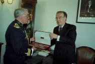 Visita do Presidente da República, Jorge Sampaio, à Escola Prática da Guarda, em Queluz, a 12 de março de 1998
