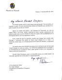 Carta do Presidente da Venezuela, Rafael Caldera, dirigida ao Presidente da República de Portugal, Jorge Sampaio,    agradecendo a atenciosa carta do passado dia 15 de novembro, que lhe foi endereçada por ocasião da sua partida da Venezuela, e a oferta de álbum de fotografias, e exprimindo, em seu nome e da sua mulher Alicia, a satisfação de ter contado com a presença do Presidente de Portugal, acompanhado da sua esposa e por uma importante comitiva.