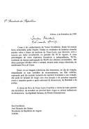 Carta do Presidente da República, Jorge Sampaio, dirigida ao Presidente da República de Angola, José Eduardo dos Santos, relativa às eleições em Timor-Leste que deram clara vitória ao sim à independência, agradecendo o chefe de Estado angolano o empenho, a solidariedade e a ação diplomática desenvolvida por Angola na "nobre causa da autodeterminação do povo de Timor-Leste" e afirmando ser "indispensável que as Nações Unidas e a comunidade internacional mantenham uma posição de firmeza e continuem a acompanhar" a situação no território de forma a assegurar a manutenção do clima de paz.