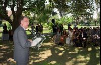 O Presidente da República, Jorge Sampaio, condecora a Liga para a Proteção da Natureza, com o Grau de Membro-Honorário da Ordem de Mérito, no Jardim Agrícola Tropical - Palácio de Belém, a 28 de julho de 1998