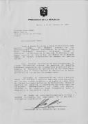 Carta do Presidente da República do Equador, Sixto Durán-Ballén, dirigida ao Chefe de Estado de Portugal, Mário Soares, dando-lhe a conhecer, por mandato dos Presidentes da Colômbia, Costa Rica, Guatemala, Honduras, Nicarágua, Panamá e Venezuela, a Declaração de Santiago de Guayaquil, subscrita no final da Reunião-Cimeira do Países produtores de Banana da América Latina.