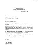 Carta de Alejandro Toledo, Presidente eleito da República do Peru, endereçada ao Presidente da República de Portugal, Jorge Sampaio, agradecendo as suas felicitações por ocasião da sua eleição, num ato eleitoral que representa para o povo peruano "um significativo passo no caminho para consolidar as instituições democráticas, derrotar a corrupção e assegurar a plena vigência dos direitos humanos".