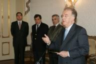 O Presidente da República, Jorge Sampaio, condecora com a Grã-Cruz da Ordem de Mérito, vários empresários:  o Presidente da UNICER, Manuel Ferreira de Oliveira, o Presidente da Herdade do Esporão, José Roquette, o Presidente da Jerónimo Martins & Filho, Alexandre Soares dos Santos, e o Presidente do Conselho de Administração da EDP, Francisco Sanchez, a 25 de janeiro de 2006