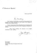 Carta do Presidente da República, Jorge Sampaio, agradecendo mensagem de felicitações que lhe foi endereçada pelo Presidente do Grupo Banco Africano de Desenvolvimento, Omar Kabbaj, por ocasião da sua reeleição.