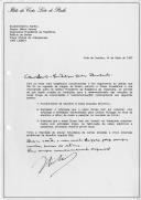 Carta de Ilídio da Costa Leite de Pinho, de Vale de Cambra, dirigida ao Presidente da República, Mário Soares, solicitando a intervenção do chefe de Estado junto do Presidente da República da Venezuela, "no sentido que sejam criadas as condições para o desenvolvimento das relações" do seu grupo empresarial de transmissões e telecomunicações relativamente ao fornecimento de alumínio venezuelano e a investimentos naquele país.