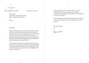 Carta do Presidente da República Federal da Alemanha, Joahannes Rau, em resposta a carta que lhe foi dirigida pelo Presidente da República, Jorge Sampaio, com data de 4 de setembro de 1999, relativa à situação em Timor-Leste após a realização do referendo sobre a independência do território, concordando que se torna "indispensável a actuação duma tropa internacional de paz" e defendendo que seja implementado um "programa humanitário de emergência" no qual "a Alemanha está disposta a participar".