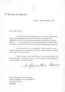 Carta do Presidente da República, Ramalho Eanes, endereçada ao Presidente de Estado da África do Sul, Marais Viljoen, informando-o ter recebido em audiência o grupo constituído por membros do parlamento sul-africano e por um conjunto de personalidades da comunidade lusófona da África do Sul e agradecendo a carta que lhes fora confiada.