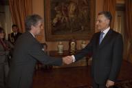 O Presidente da República, Aníbal Cavaco Silva, recebe em audiência os coordenadores do Projeto “Limpar Portugal”, a 1 de março de 2010