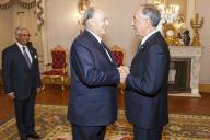 O Presidente da República Marcelo Rebelo de Sousa recebe, no Palácio de Belém, Sua Alteza o Aga Khan, Imam dos Muçulmanos Shia Ismaili e Fundador e Presidente da Rede Aga Khan para o Desenvolvimento, que se encontra numa visita oficial a Portugal, e a quem, após a audiência, oferece um jantar, a 11 maio 2016