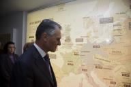 O Presidente da República, Aníbal Cavaco Silva, inaugura a Exposição “Portugal nas Trincheiras - A I Guerra da República”, no Antigo Picadeiro do Colégio dos Nobres, Museus da Politécnica, Rua da Escola Politécnica, Lisboa, a 23 de fevereiro de 2010