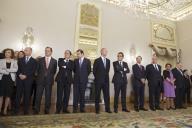 O Presidente da República, Aníbal Cavaco Silva, condecora personalidades que se destacaram na Internacionalização da Economia Portuguesa, a 30 de abril de 2014