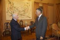 O Presidente da República, Aníbal Cavaco Silva, recebe em audiência o Governador do Banco de Portugal, Carlos Costa, a 23 de janeiro de 2012