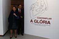 A Dra. Maria Cavaco Silva visita a Exposição “Contemplar a Glória - Representação da Natividade na Arte Contemporânea”, patente no Museu de Arte Sacra e Etnologia, em Fátima, que integra cerca de 40 presépios da sua coleção pessoal, a 10 de fevereiro de 2015