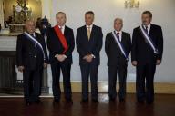 O Presidente da República, Aníbal Cavaco Silva, condecora personalidades que exerceram funções públicas de alto relevo: Pedro Miguel de Santana Lopes, antigo Primeiro-Ministro, Conselheiro Manuel Fernando dos Santos Serra, antigo Presidente do Supremo Tribunal Administrativo, Alberto Romão Madruga da Costa e Fernando Manuel Machado Menezes, antigos Presidentes da Assembleia Legislativa dos Açores, a 19 de janeiro de 2010
 