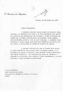 Carta do Presidente da República, António Ramalho Eanes, endereçada ao Presidente da República Popular de Angola, José Eduardo dos Santos, condenando "energicamente a ação armada praticada pela República da África do Sul contra a integridade da República Popular de Angola" e exprimindo a sua solidariedade para com o Presidente e o Povo angolanos.