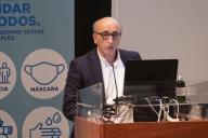 O Presidente da República, Marcelo Rebelo de Sousa, participa, no Infarmed em Lisboa, na XIII Sessão de apresentação sobre a “Situação epidemiológica da Covid-19 em Portugal”, na qual estão também presentes o Primeiro-ministro, António Costa, e o Vice-Presidente da Assembleia da República, José Manuel Pureza, a 3 de dezembro de 2020