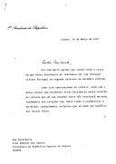 Carta do Presidente da República, Mário Soares, dirigida ao Presidente da República Popular de Angola, José Eduardo dos Santos, acusando carta informando da intenção do Presidente angolano visitar Portugal, exprimindo a sua satisfação pela mesma, e sugerindo que a visita incluísse, para além de Lisboa, a deslocação a outros pontos do país, nomeadamente Porto, Coimbra e Évora.