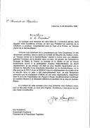 Carta do Presidente da República, Jorge Sampaio, endereçada a Gnassingbé Eyadema, Presidente da República Togolesa, agradecendo carta de 7 de novembro de 1998 que o convidava a constituir um "Grupo de amigos da Guiné-Bissau" e referindo que o mesmo já existe no quadro do Conselho de Segurança das Nações Unidas e assinalando a importância do papel de organizações como a CPLP e a CEDEAO na resolução do conflito em causa.