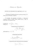 Decreto que nomeia, sob proposta do Governo, o embaixador Leonardo Charles de Zaffiri Duarte Mathias para o cargo de Embaixador de Portugal em Paris [França].