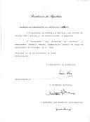 Decreto de exoneração do embaixador António Manuel Canastreiro Franco do cargo que exercia como Embaixador de Portugal em S.Tomé [e Príncipe]. 