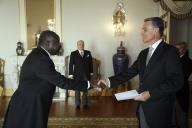 O Presidente da República, Aníbal Cavaco Silva, recebe cartas credenciais de novos embaixadores em Portugal, a 20 de dezembro de 2006