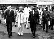 O Presidente da República, Ramalho Eanes junto com o Presidente angolano, Agostinho Neto, e o Presidente da Guiné-Bissau, Luís Cabral, por ocasião da Cimeira Luso-Angolana realizada em Bissau, entre 24 a 26 de junho de 1978. 