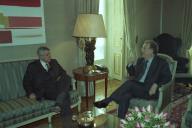 Audiência concedida pelo Presidente da República, Jorge Sampaio, ao Embaixador de Portugal em Budapeste, Queirós de Barros, a 7 de janeiro de 1999