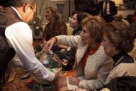 A convite da Embaixatriz da Turquia, a Dra. Maria Cavaco Silva participa, na representação diplomática turca, num Chá de Solidariedade a favor dos desalojados pelos temporais na Ilha da Madeira, cujas receitas reverterão, na íntegra, para a Caritas Madeira, a 31 de março de 2010