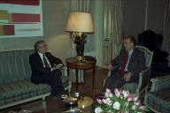 Audiência concedida pelo Presidente da República, Jorge Sampaio, ao Embaixador de Portugal na Argélia, Manuel Farinha Fernandes, a 5 de janeiro de 1999