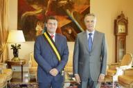 O Presidente da República, Aníbal Cavaco Silva, recebe em audiência o Embaixador de Portugal em Bissau, António Leão Rocha, a quem seguidamente agracia com a Grã-Cruz da Ordem do Mérito, a 5 de novembro de 2014