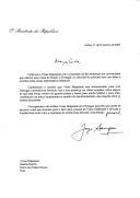 Carta do Presidente da República, Jorge Sampaio, dirigida à Rainha Beatriz dos Países Baixos, convidando-a para uma visita de Estado a Portugal, no decurso do ano de 2004, em datas a acordar pelos canais diplomáticos.