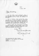 Carta do Rei da Jordânia, Hussein, dirigida ao Presidente da República portuguesa, Mário Soares, agradecendo e aceitando o convite que lhe foi endereçado para visitar Portugal, logo que haja oportunidade.