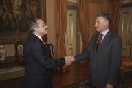 O Presidente da República, Aníbal Cavaco Silva, recebe em audiência o Chefe do Protocolo do Estado, José Bouza Serrano, a 29 de outubro de 2008