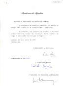 Decreto de exoneração do ministro plenipotenciário Carlos da Conceição Nunes Portela do cargo que exercia como Embaixador de Portugal em Bogotá [Colômbia]. 