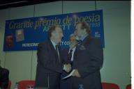 Deslocação do Presidente da República, Jorge Sampaio, à cerimónia de entrega do Grande Prémio de Poesia da APE 1997/1998, a Vasco Graça Moura e Manuel Alegre, no Fórum Picoas, a 5 de julho 1999