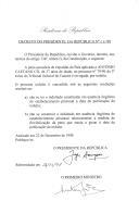 Decreto que revoga, por indulto, a pena acessória de expulsão do País aplicada a António Caetano Có, de 37 anos de idade, no processo n.º 79/96 do 3.º Juízo do Tribunal Judicial de Cascais.